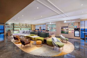 Lobby - Days Inn By Wyndham Zhuhai Gongbei Port (Zhuhai)
