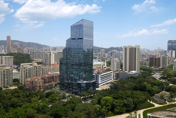 Exterior - Days Inn By Wyndham Zhuhai Gongbei Port (Zhuhai)