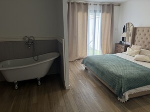 3 chambres, lit parapluie, Wi-Fi gratuit, draps fournis