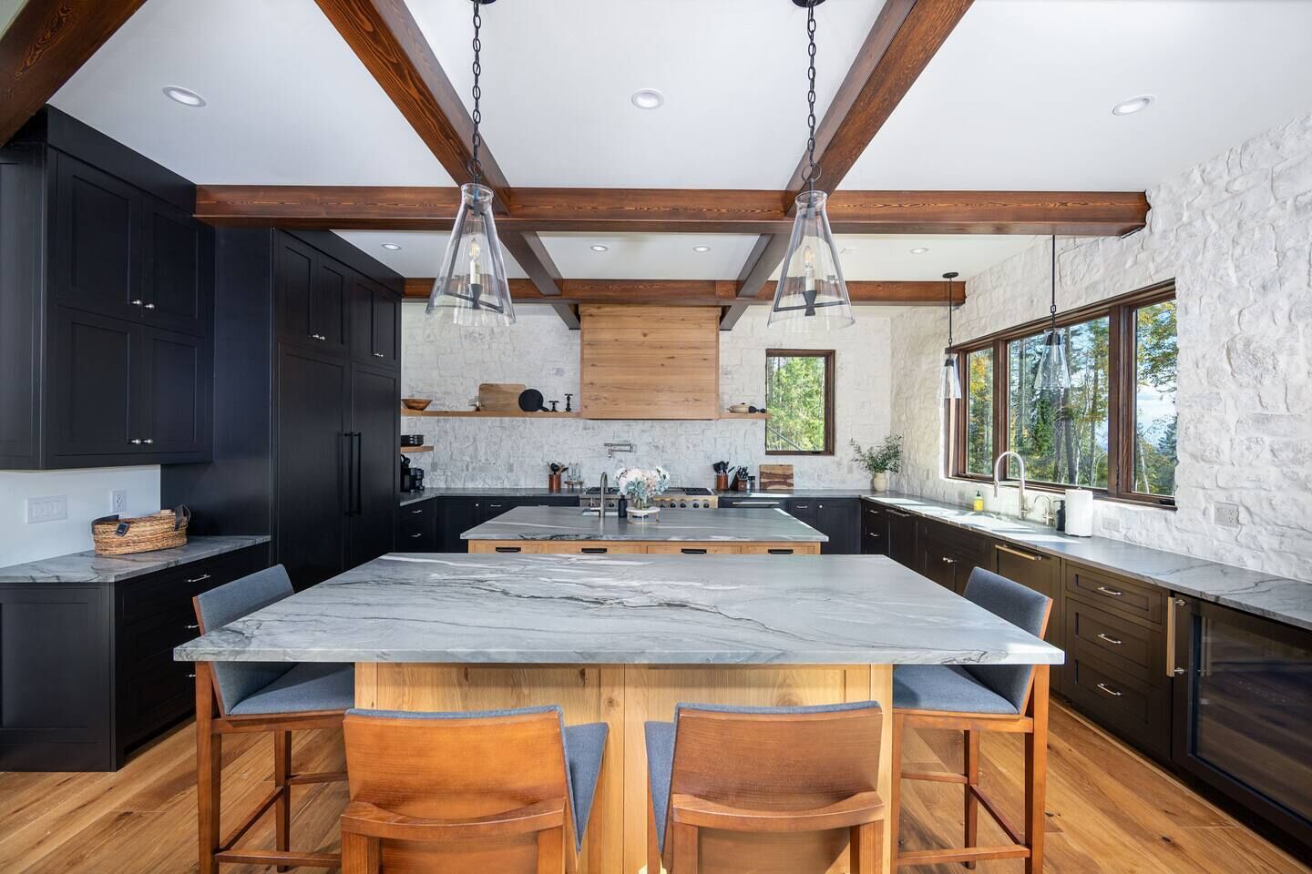 雪櫃、微波爐、焗爐、爐具