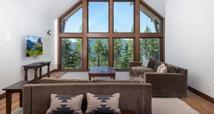 Great Northern Mountain Escape