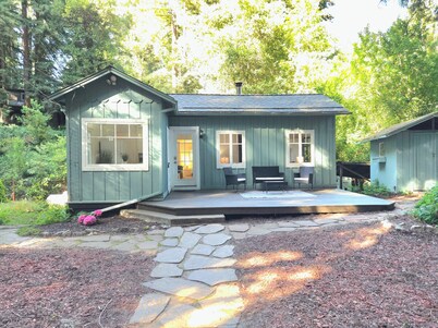 Pets welcome and no check-out chores at Redwood Grove Retreat!