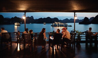 Quarto casal ou duplo executivo, vista para o oceano | Roupas de cama antialérgicas, camas com colchões pillow-top