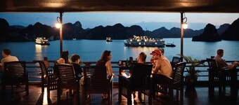 Le Journey Cruise Ha Long Bay