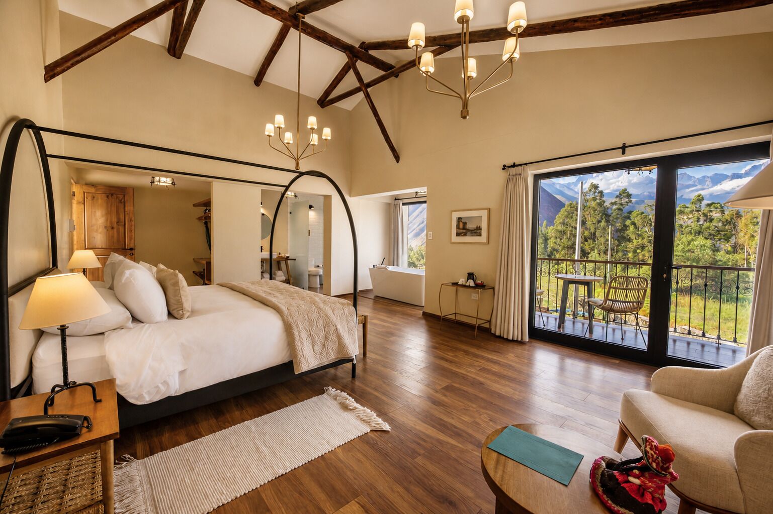 Luxury Room, Balcony, Mountain View | Soundproofing, free WiFi, bed sheets