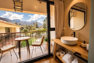 Habitación Deluxe, balcón, vistas a la montaña | Terraza o patio