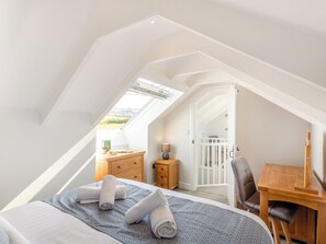 3 chambres, Wi-Fi gratuit, draps fournis