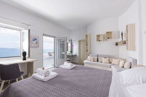 1 bedroom, in-room safe, iron/ironing board, free WiFi