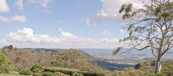 Yamacilla House: Spectacular Views in Blackheath!