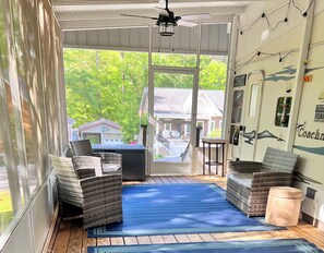 Interior - Glamping with a partial lake view, 30 minutes to Clemson University (Westminster)