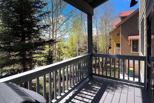 Horseshoe Haven, Immaculate 2BD/2BA, Pet friendly!