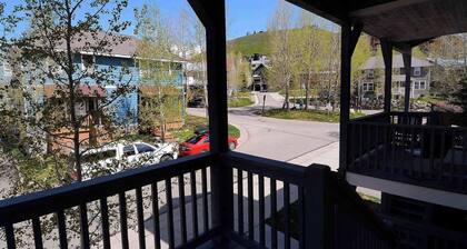 Horseshoe Haven, Immaculate 2BD/2BA, Pet friendly!
