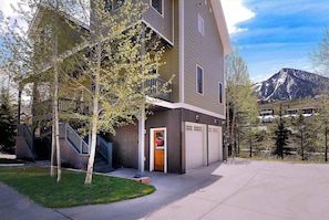 Exterior - Horseshoe Haven, Immaculate 2BD/2BA, Pet friendly! (Mt. Crested Butte)