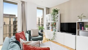 Apartment | Living area - Top Floor 2bed Penthouse in London-stratford (London)