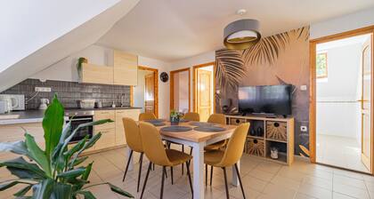 Spacious Apartment Near Lake Balaton for 7 person With Fully Equipped Kitchen