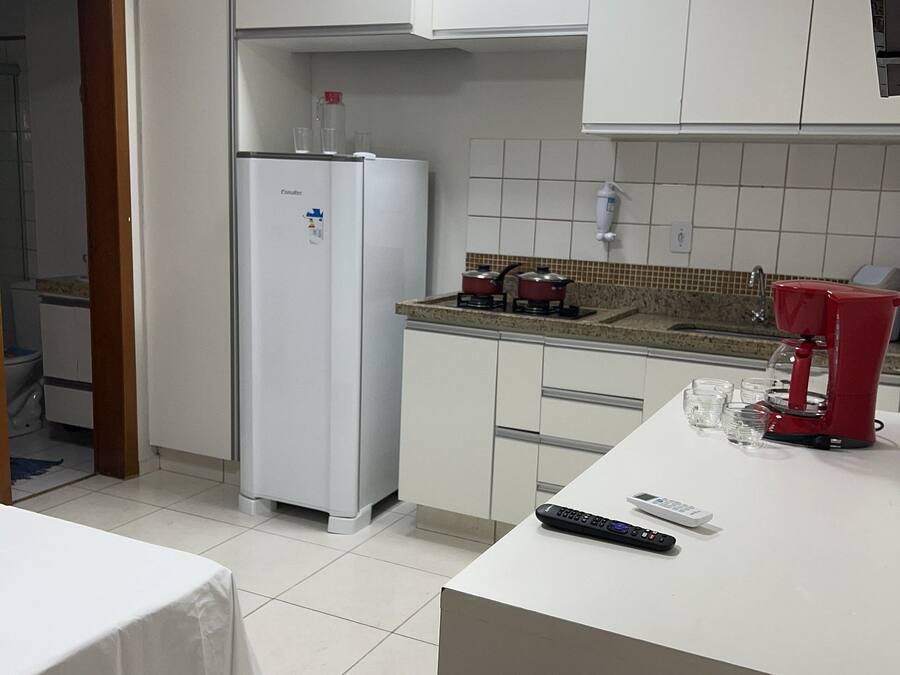 Microwave, cookware/dishes/utensils, freezer