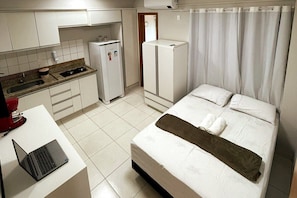 1 slaapkamer, luxe beddengoed, donzen dekbedden, gratis wifi