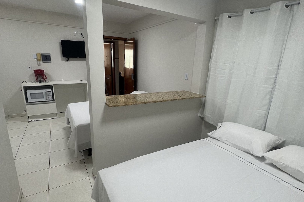 1 chambre, literie de qualité supérieure, couette en duvet d'oie