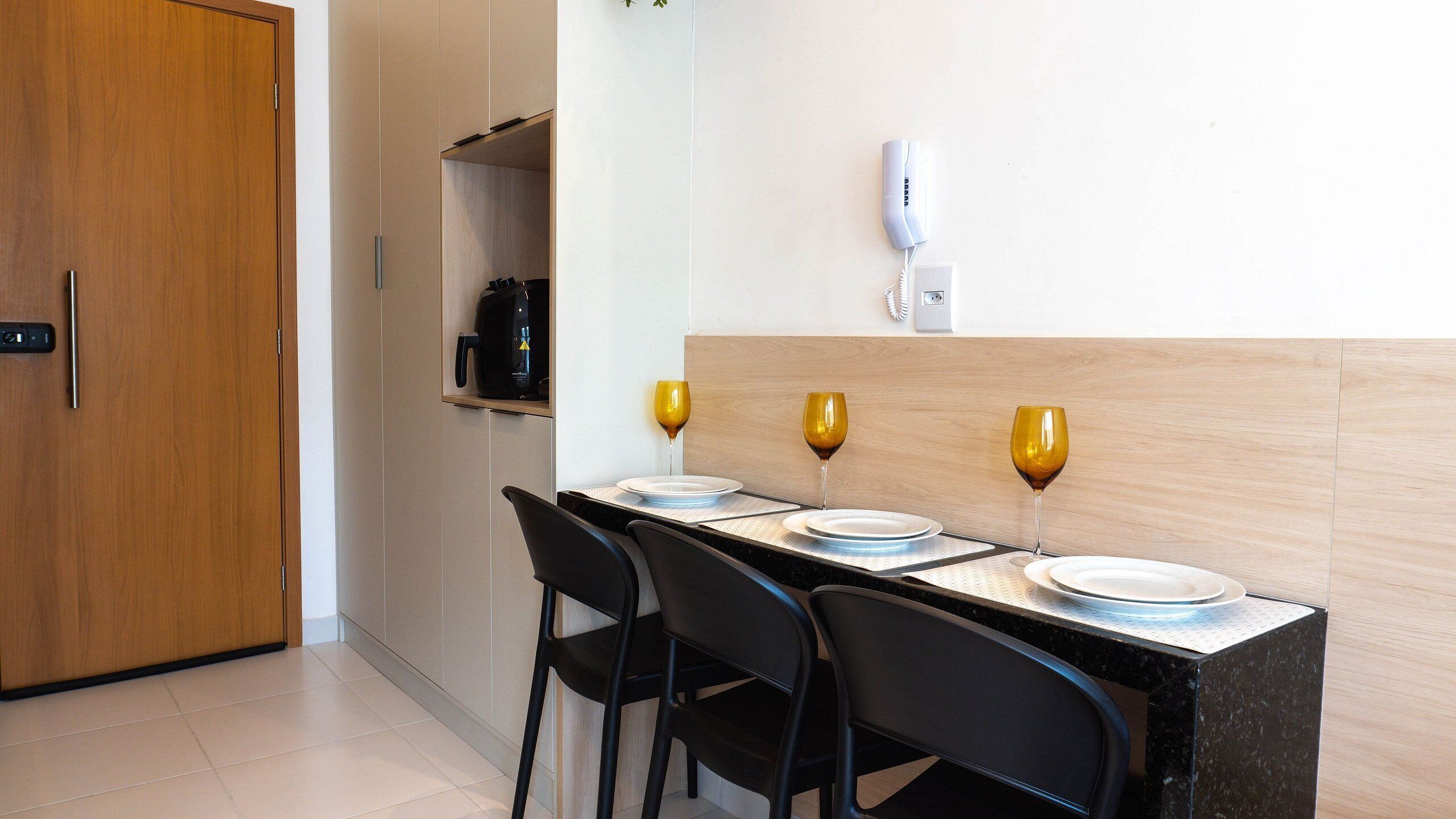 Studio | Dining