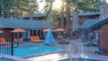 Alberca al aire libre