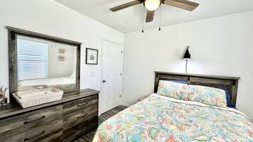 3 bedrooms, iron/ironing board, free WiFi, bed sheets