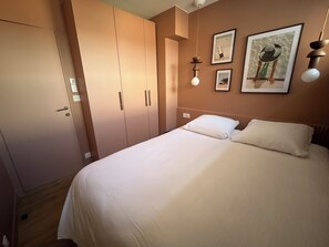 2 bedrooms, iron/ironing board, WiFi, bed sheets - 2 bedroom apartment, in Moulleau, 100m from the beach (Arcachon)