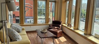 Prime downtown Minneapolis location.  Sleeps 4, 2BR, 1BA, full kit.  