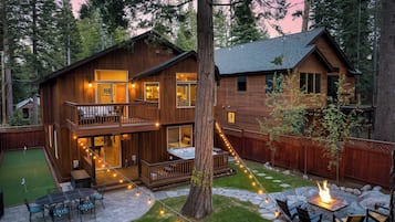 House (4 Bedrooms) | Front of property