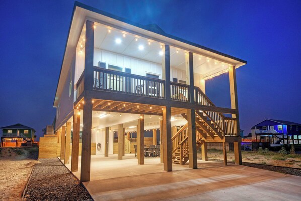 House (4 Bedrooms) | Interior - Private Pool, by the Nature Preserve, Sunset Views Tux "sea" Do by Avantstay (Port Aransas)