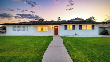 Nhà (3 Bedrooms) | Nội thất