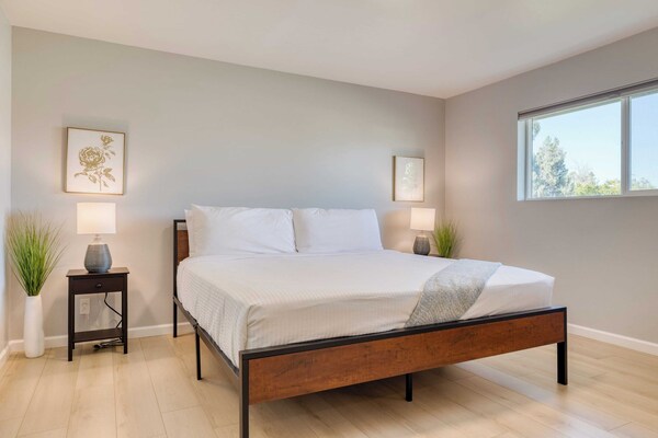 Shalimar Of Tempe By Avantstay Central Location + Private Pool - Tempe, AZ