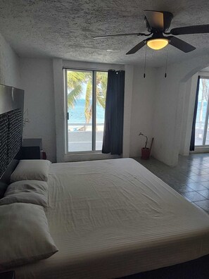 2 室のベッドルーム、アイロン / アイロン台、WiFi (無料)、ベッドシーツ