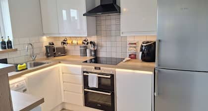 NEW 2 bedrooms with private en-suite near Heathrow