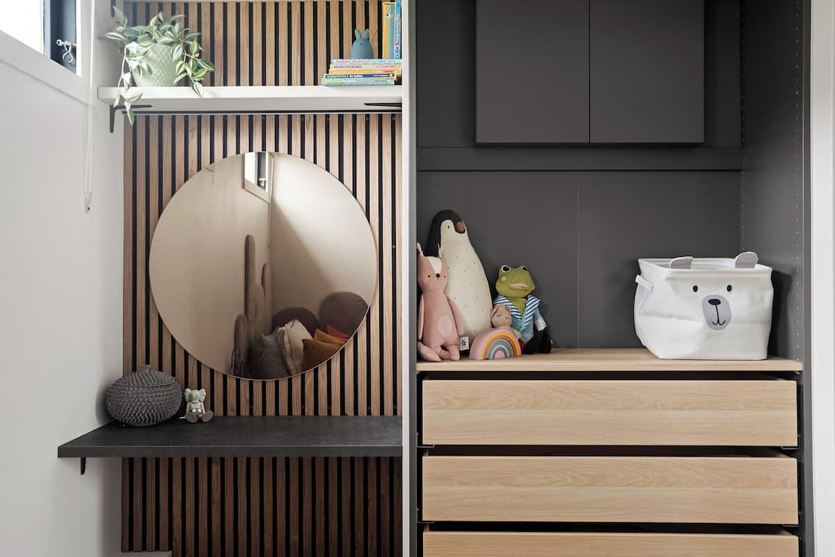 Superior-Apartment, 3 Schlafzimmer, Küche, Blick auf den Innenhof | 1 Schlafzimmer, Verdunkelungsvorhänge, schallisolierte Zimmer