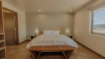 4 bedrooms, free WiFi, bed sheets