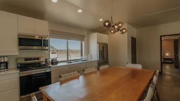 Fridge, oven, dishwasher