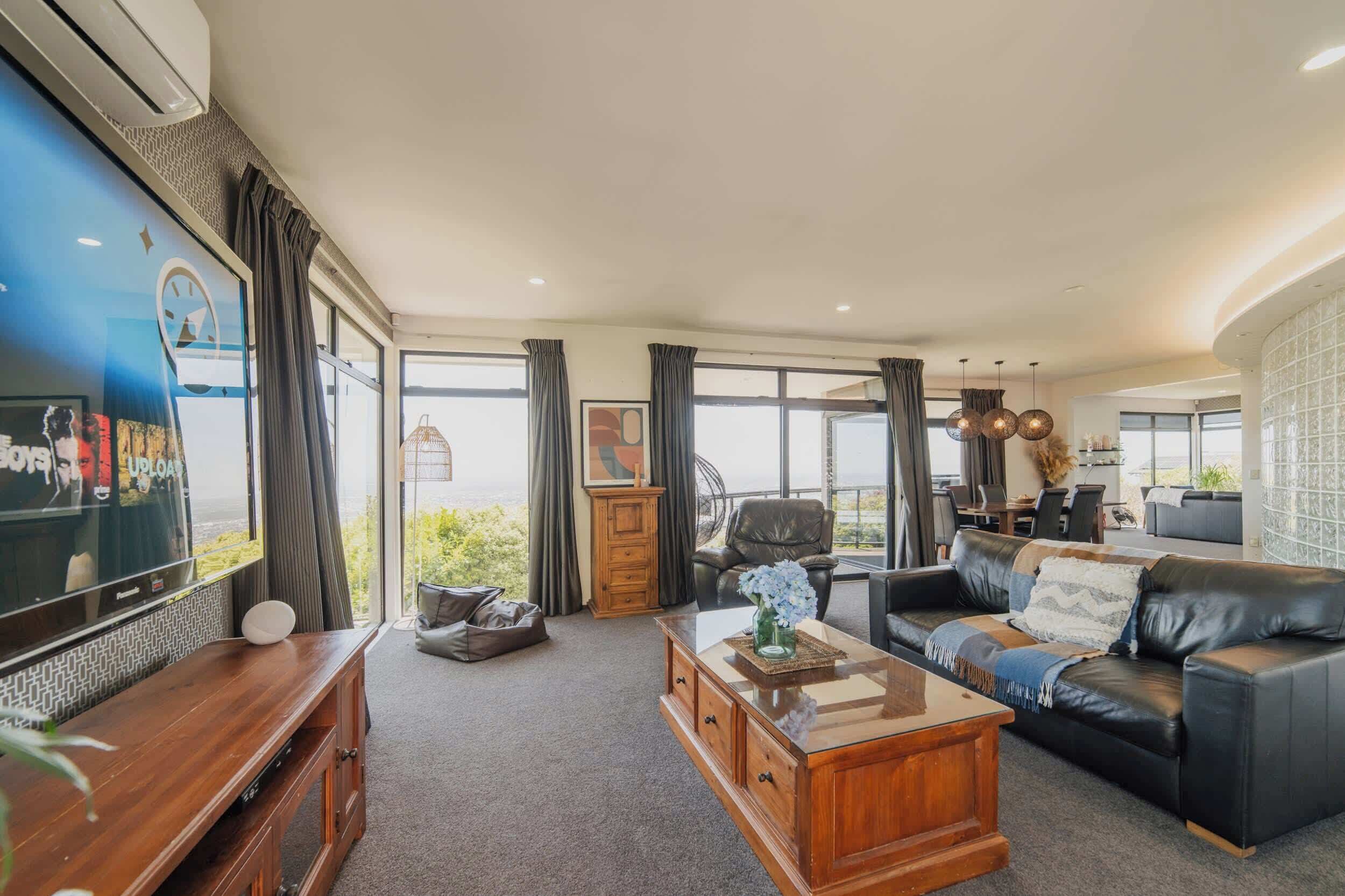 TV, fireplace, video games