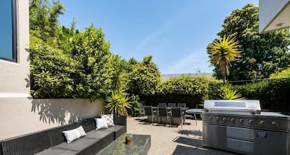 City Views | 4BR | Sleeps 10 | Christchurch