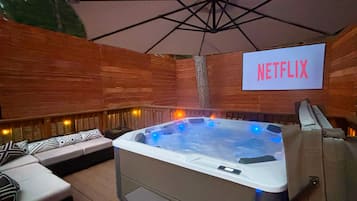 Idromassaggio all'aperto