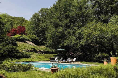 COUNTRY RETREAT WITH POOL 10 MN FROM KENT CT 