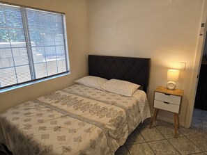 2 bedrooms, iron/ironing board, free WiFi, bed sheets - Two bedroom apartment near downtown  (Los Angeles)