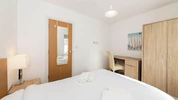 1 bedroom, iron/ironing board, free WiFi, bed sheets