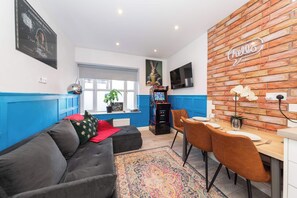 TV, offices