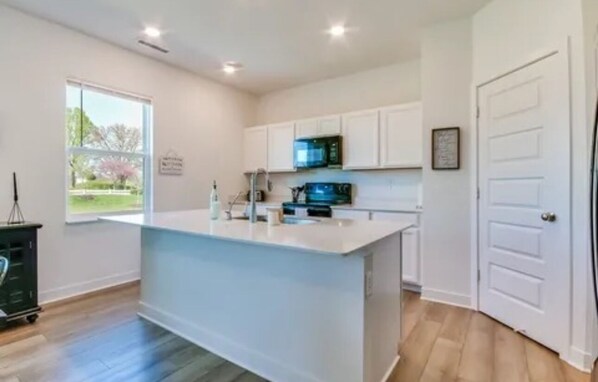 Fridge, microwave, oven, stovetop - New Home in the Countryside of Indy! (Indianapolis)