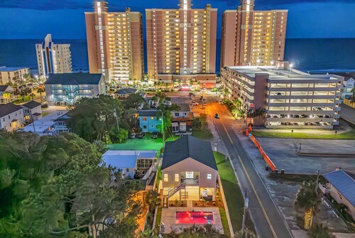 Beach 1 Block | Heated Pool, Hot Tub, Mini Golf