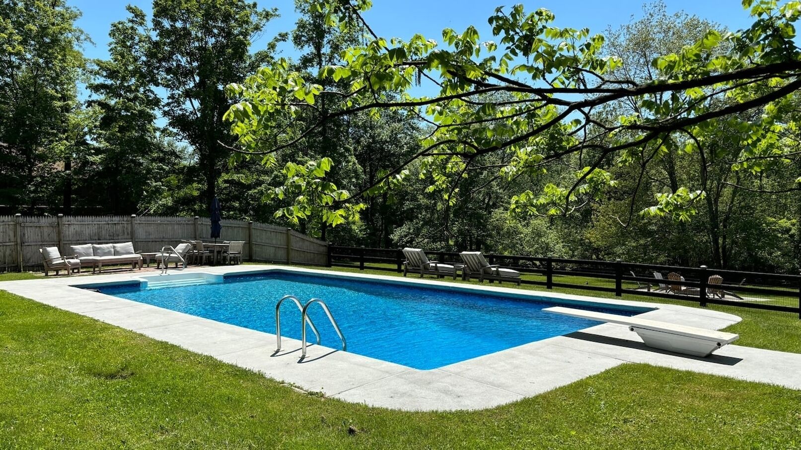 Modern Retreat w/ Pool GameRoom Firepit HBO