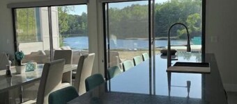 Lakefront Home - Private Beach - Hot Tub