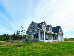 Exterior - OCEAN VIEW ~ LUXURY HOME OVERLOOKING SOUTHWEST HARBOR (Southwest Harbor)