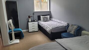 Apartment | 1 bilik tidur, Wi-fi percuma, cadar katil