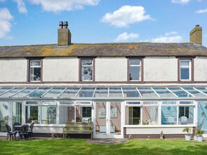 Exterior - Escape to The Stables, a charming two-bedroom cottage near Silloth, Cumbria. (Beckfoor, near Silloth)